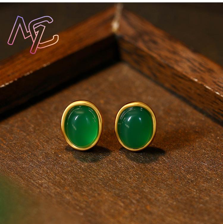 Grüne natürliche Jade-Ohrringe – Earrings Bewertung und Preis