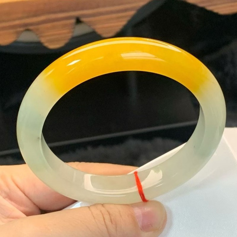 Gelbes Jadeit-Armband, natürli – Bracelets Bewertung und Preis