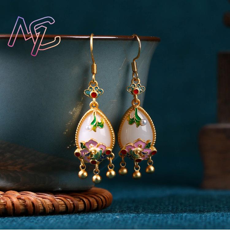 Natürliche Jade-Blumen-Ohrring – Earrings Bewertung und Preis