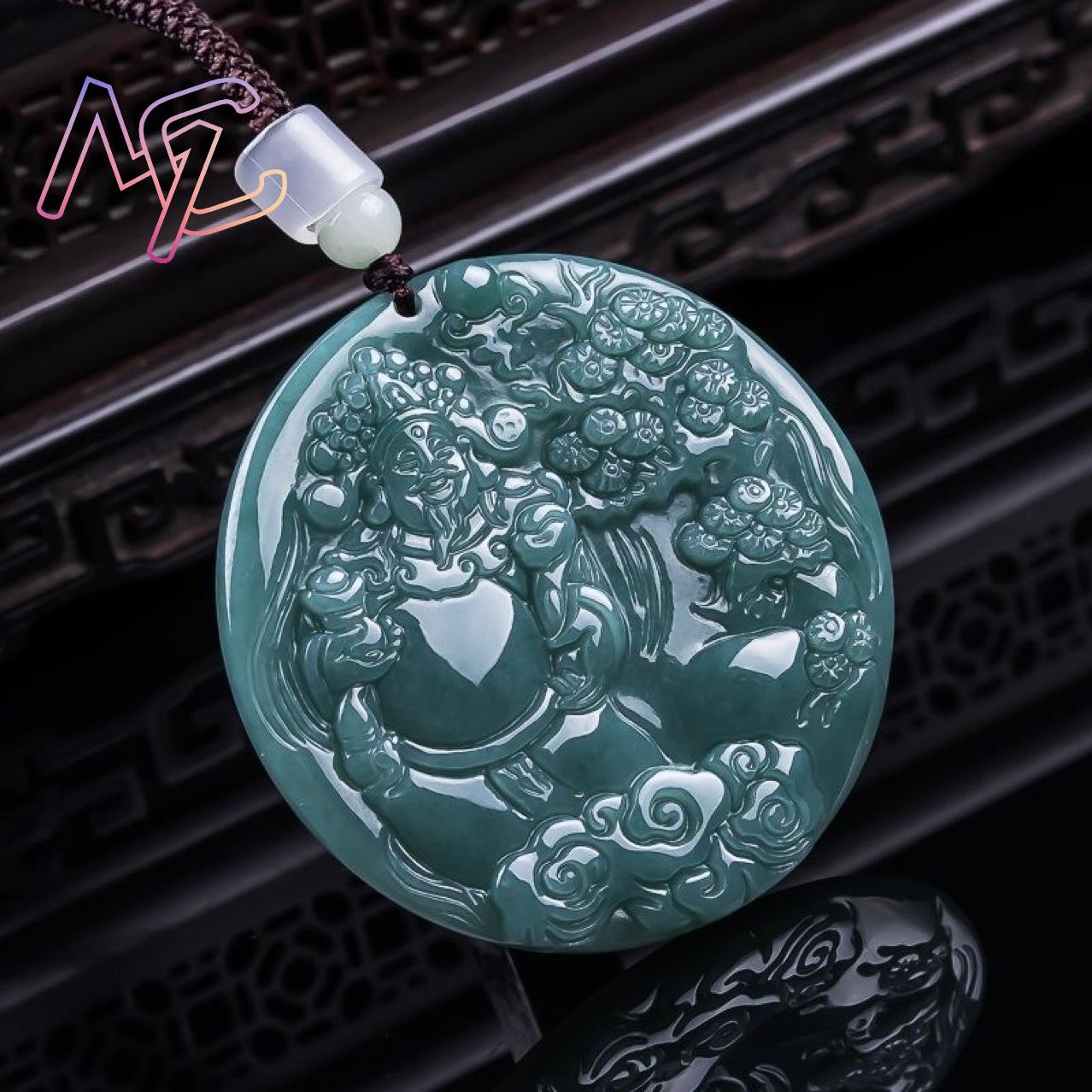 Burmesischer Jadeit Gott des R – Necklaces Bewertung und Preis
