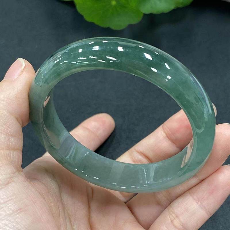 Eisähnliches, öliges, grünes A – Bracelets Bewertung und Preis