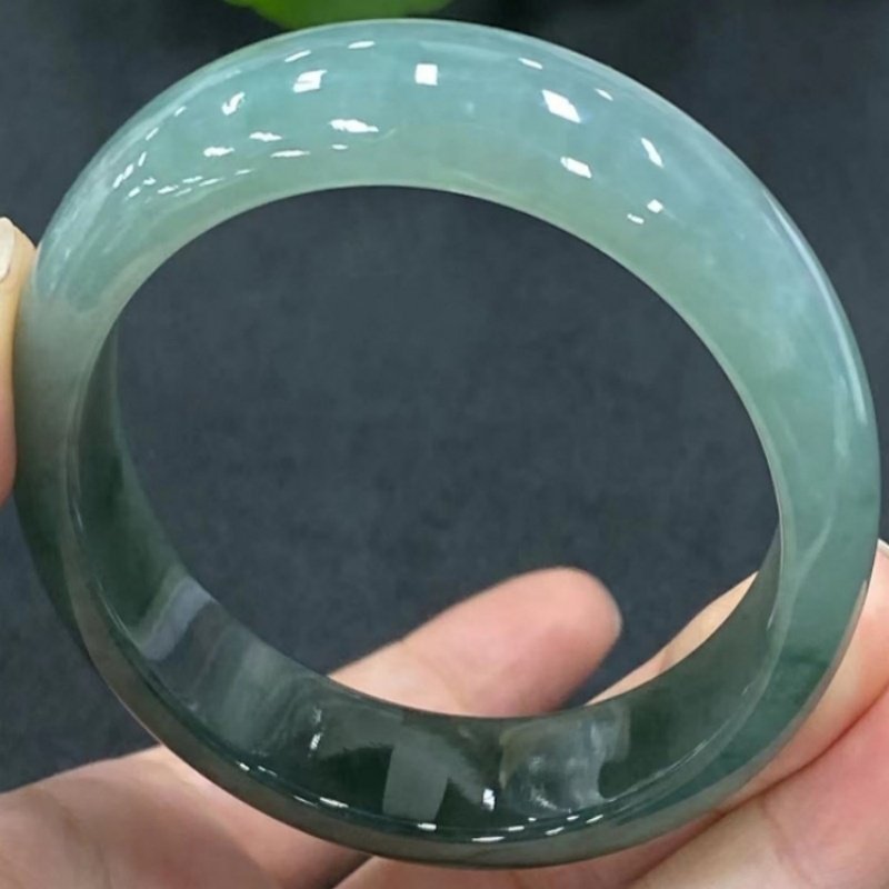 Eisähnliches, öliges, grünes A – Bracelets Bewertung und Preis