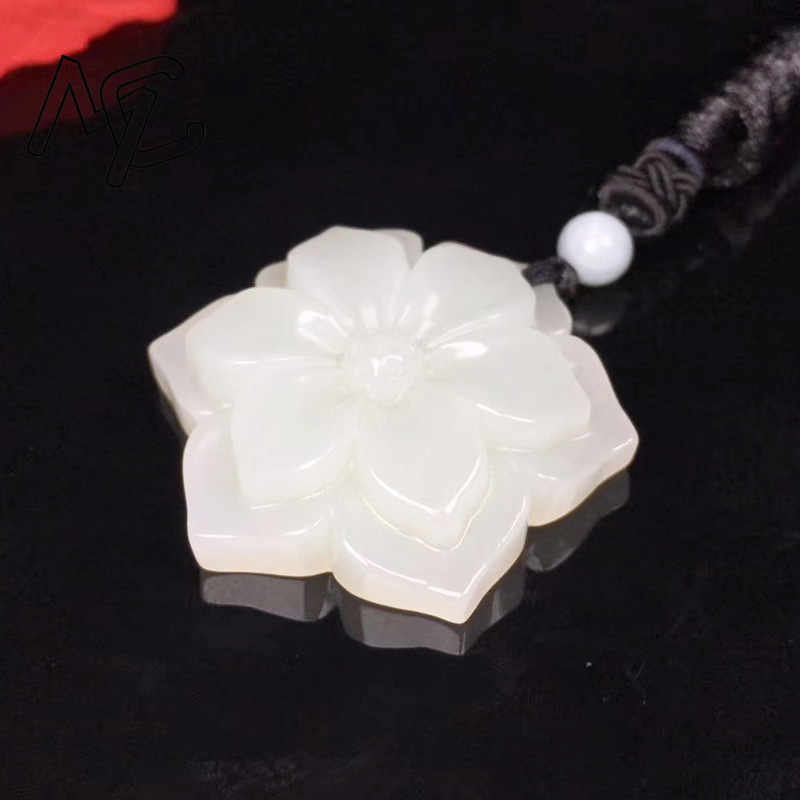 Natürliche chinesische weiße J – Necklaces Bewertung und Preis