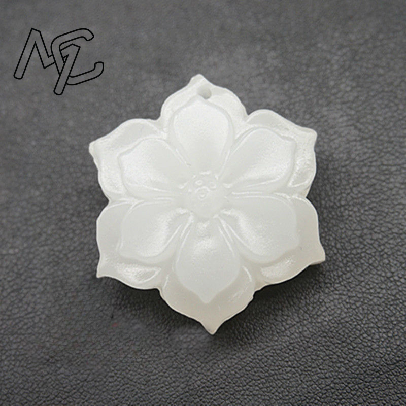 Natürliche chinesische weiße J – Necklaces Bewertung und Preis