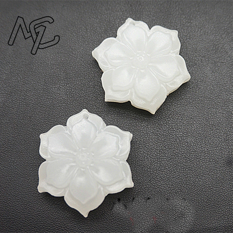 Natürliche chinesische weiße J – Necklaces Bewertung und Preis